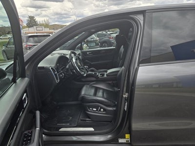 2020 Porsche Cayenne Base